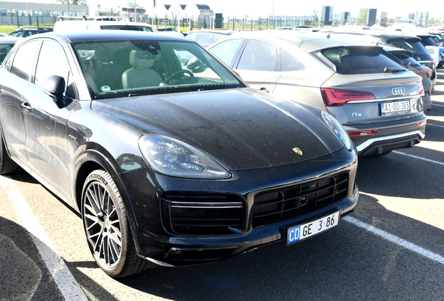 Porsche Cayenne Coupé Turbo S E-Hybrid