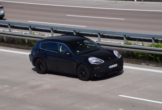 Porsche Cayenne EV