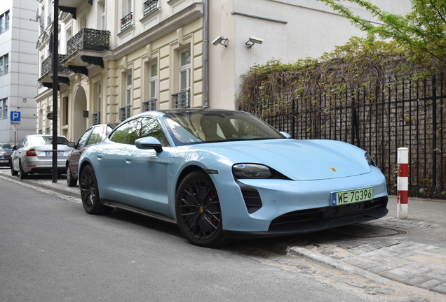 Porsche Taycan GTS