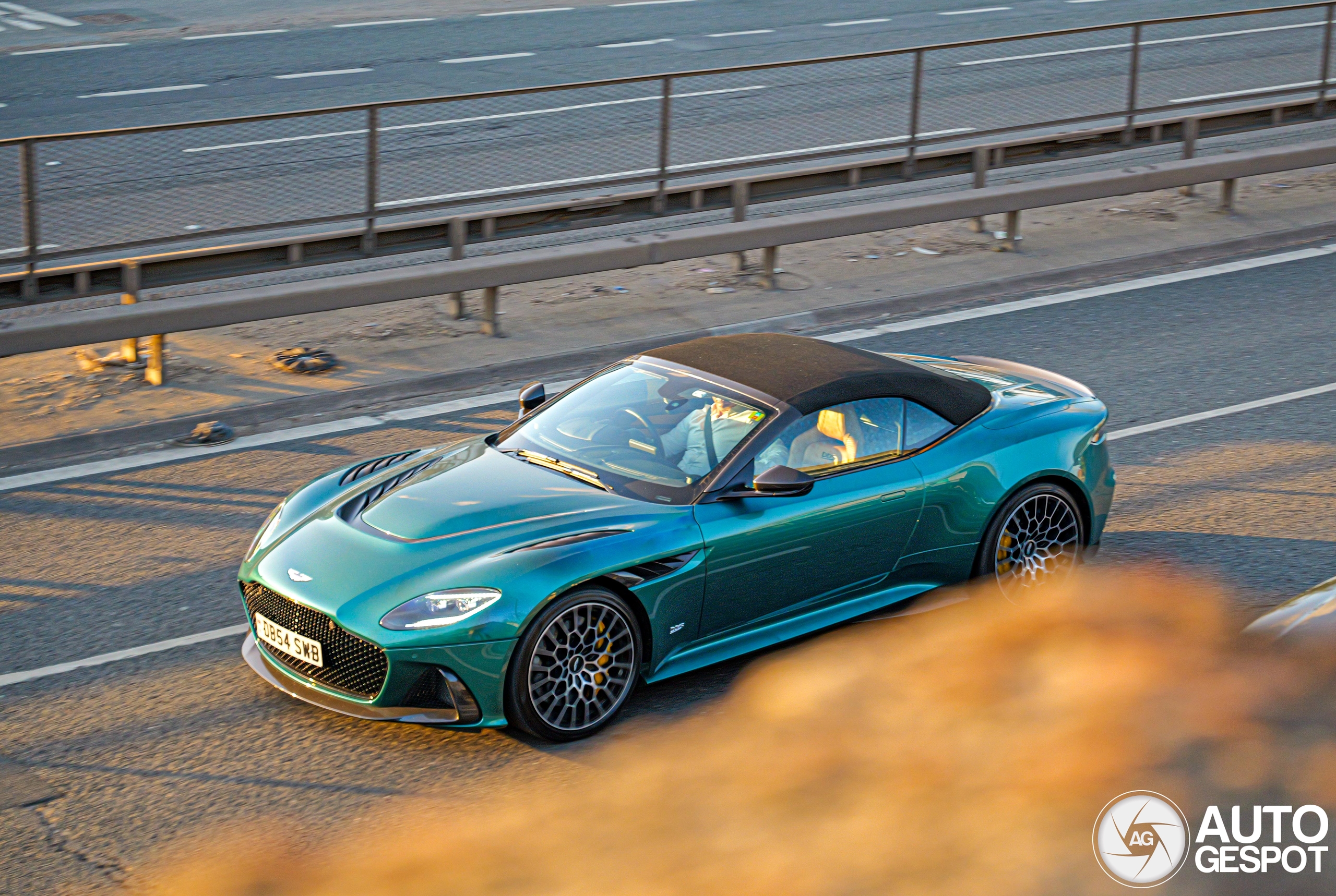 Aston Martin DBS 770 Ultimate Volante