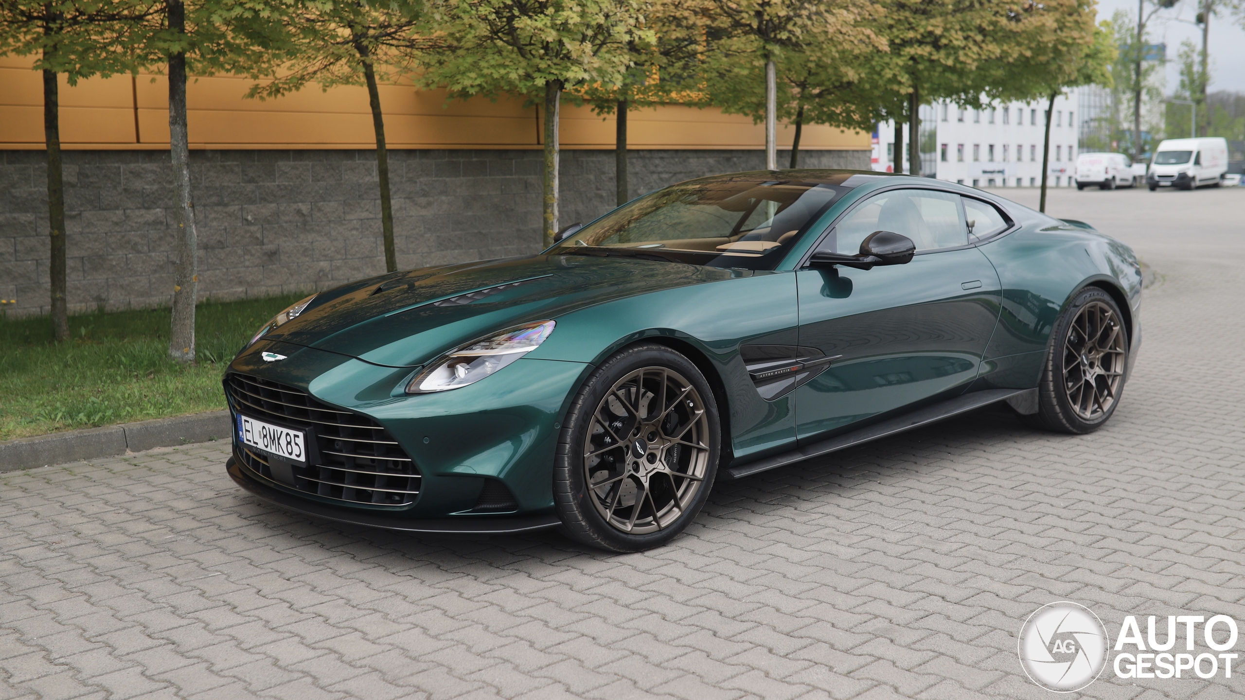 Aston Martin Vanquish 2025