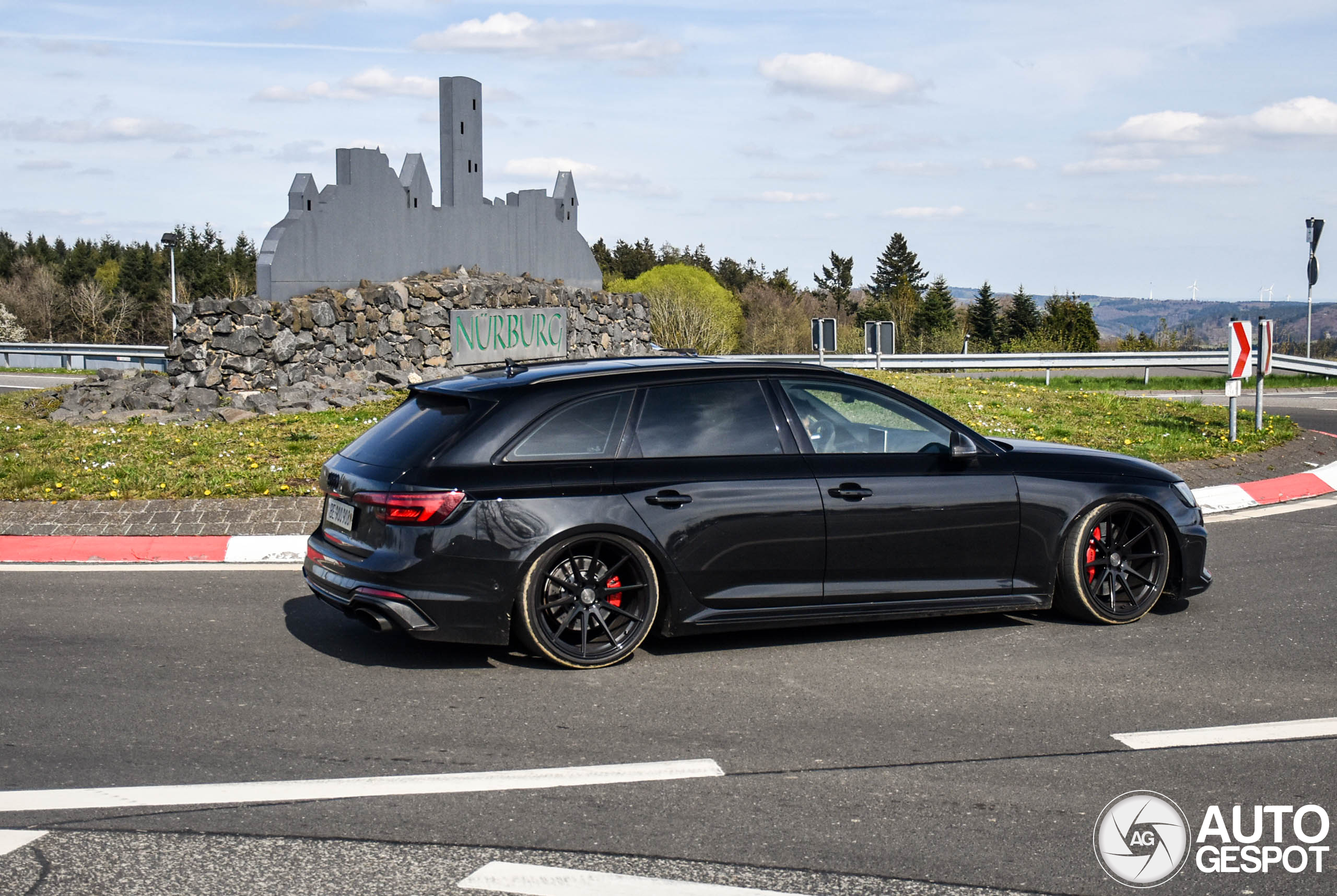 Audi RS4 Avant B9