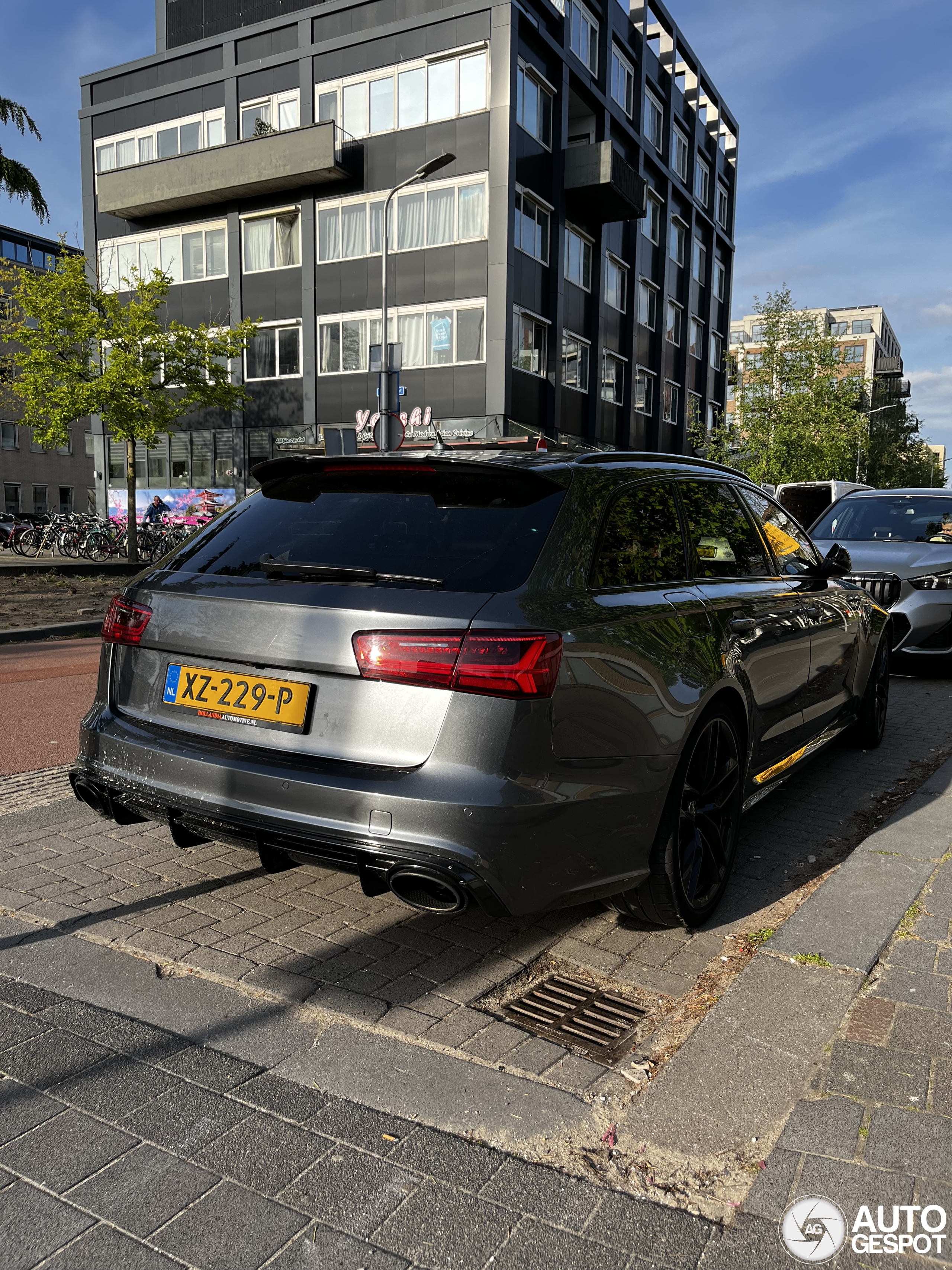 Audi RS6 Avant C7 2015