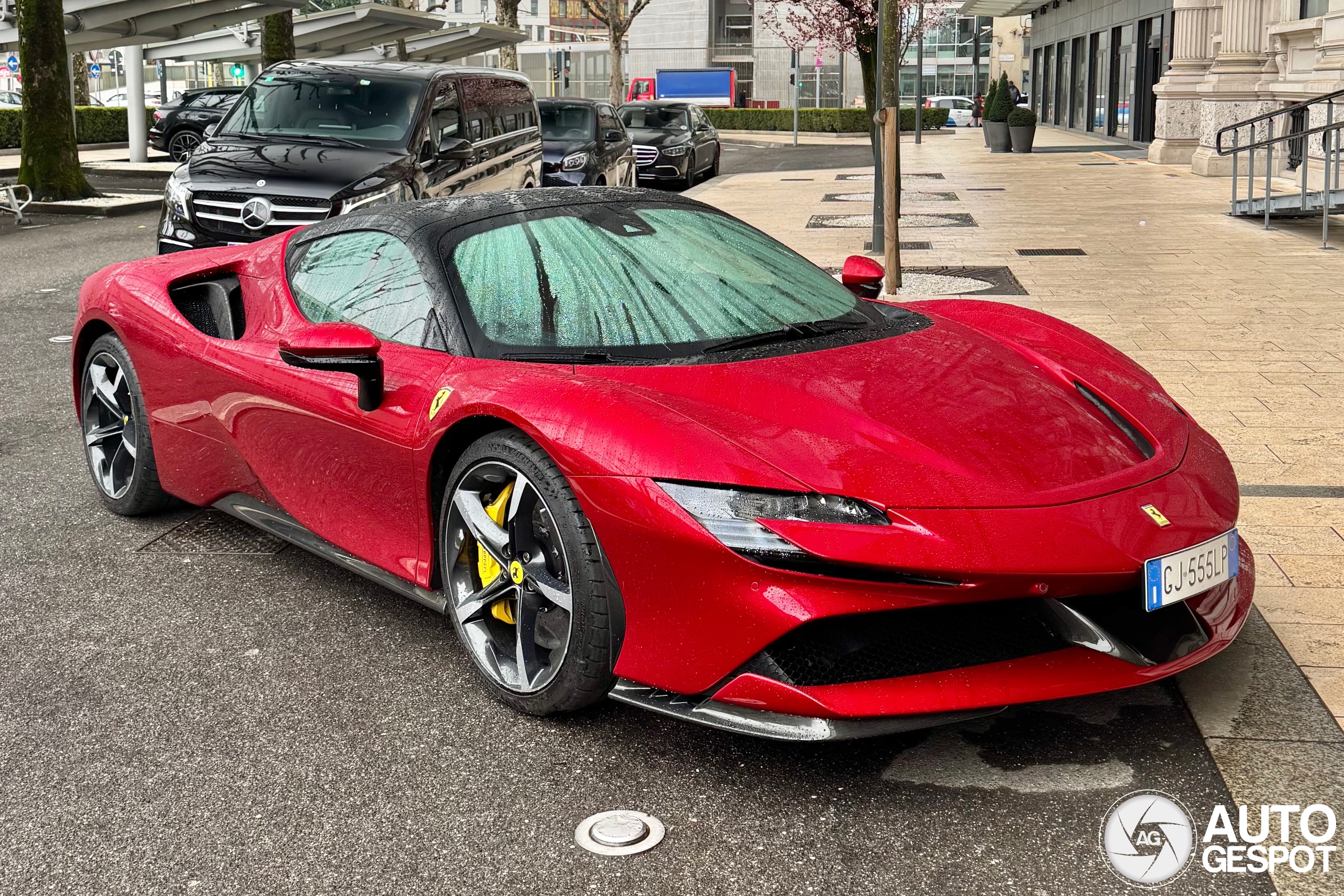 Ferrari SF90 Spider