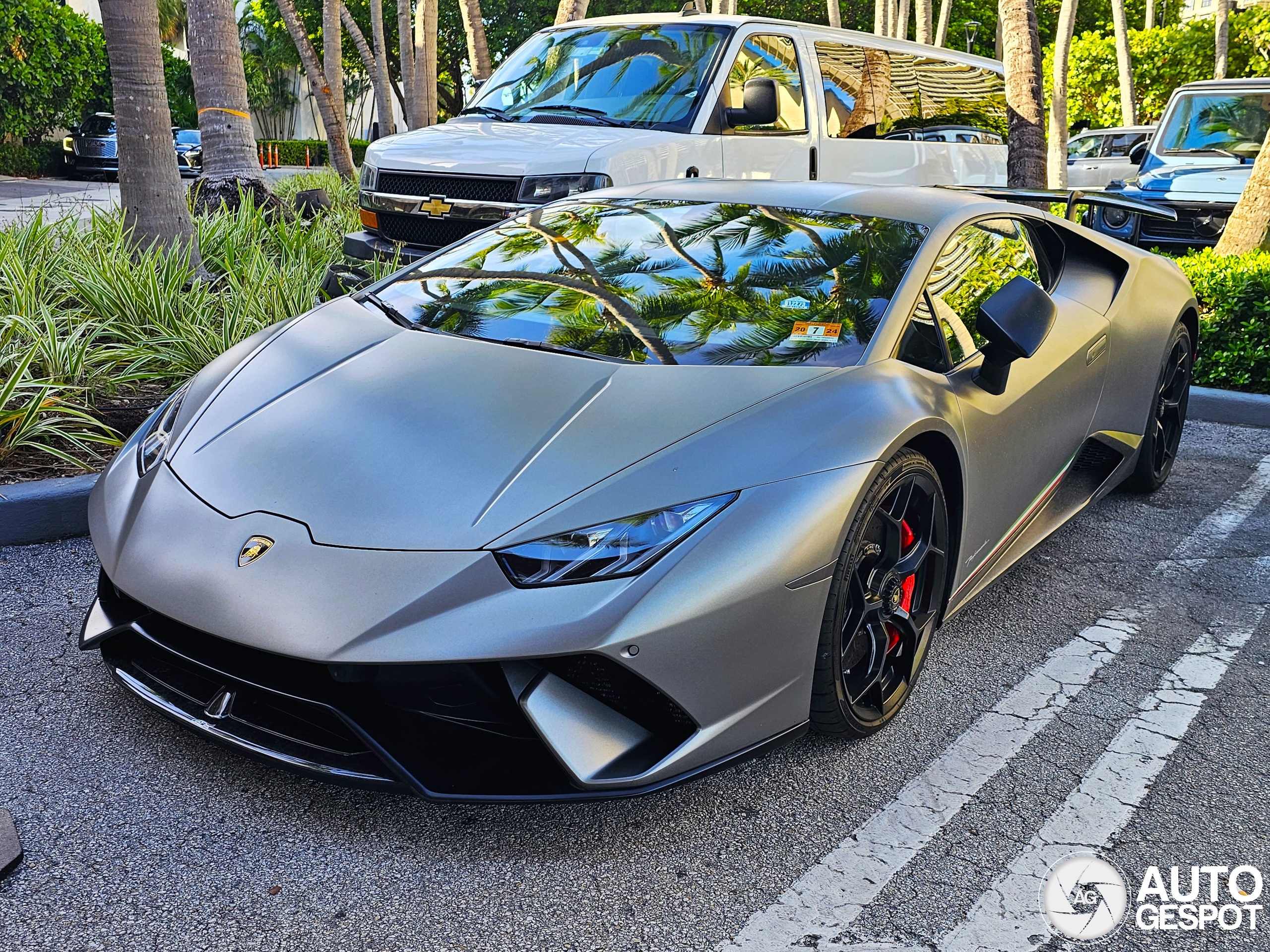 Lamborghini Huracán LP640-4 Performante
