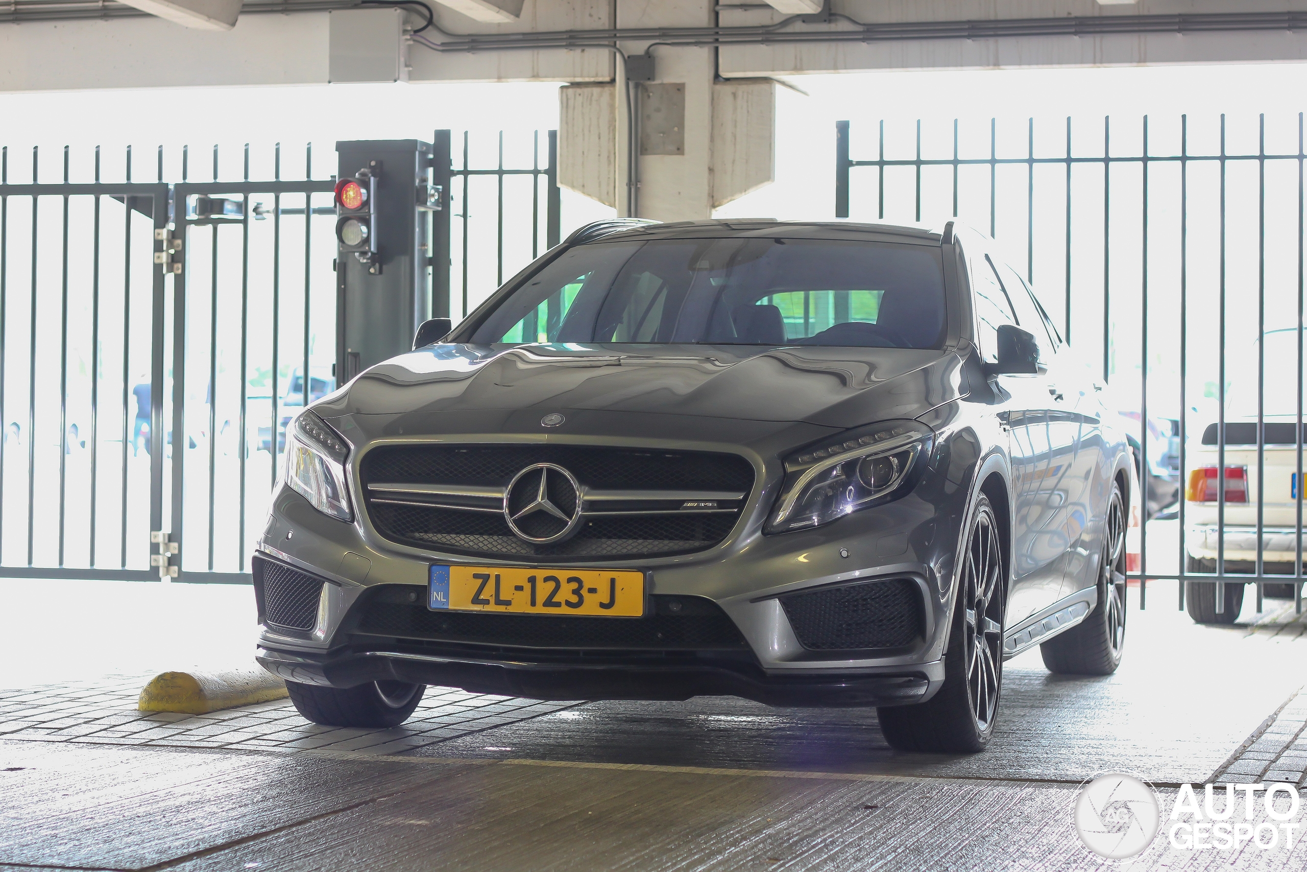 Mercedes-Benz GLA 45 AMG X156