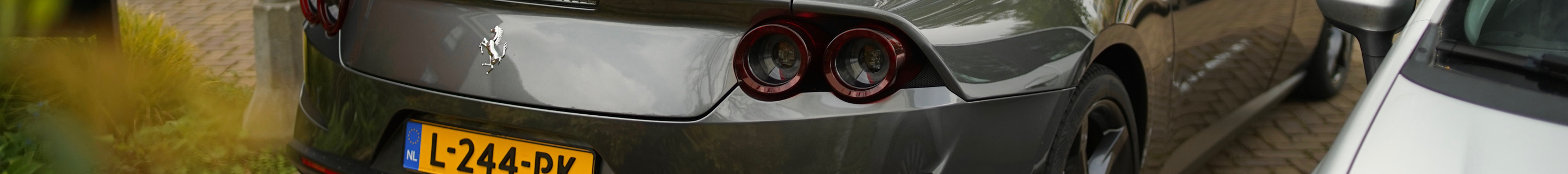 Ferrari GTC4Lusso T