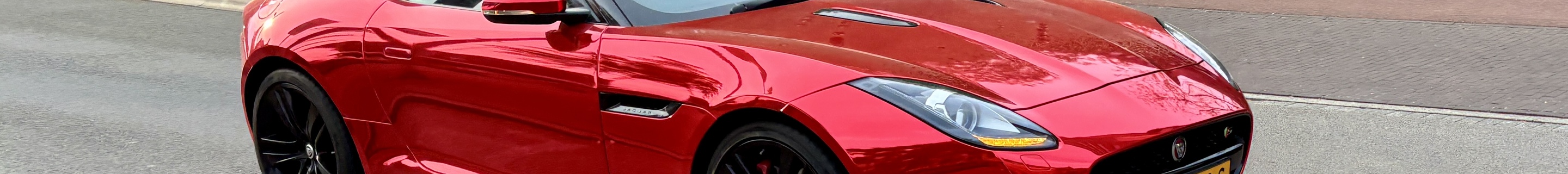 Jaguar F-TYPE S Convertible