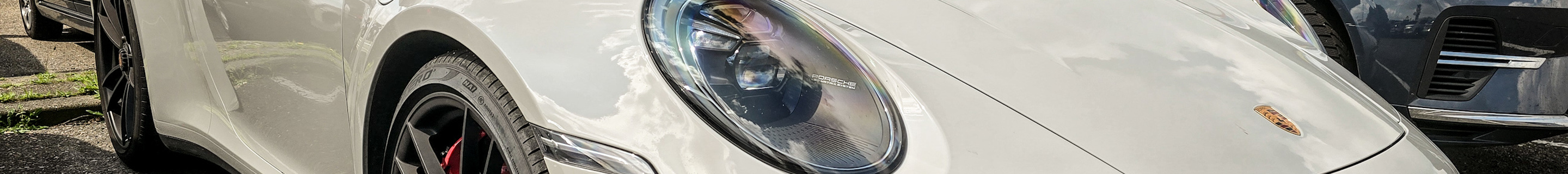 Porsche 992 Carrera 4 GTS Cabriolet