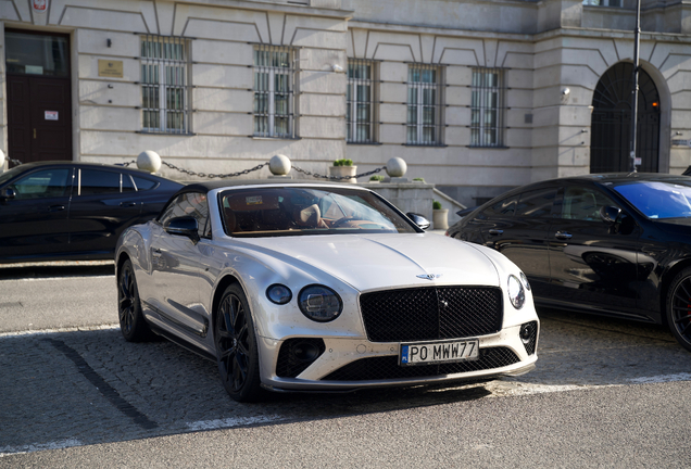 Bentley Continental GTC 2019