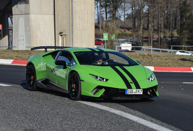 Lamborghini Huracán LP640-4 Performante