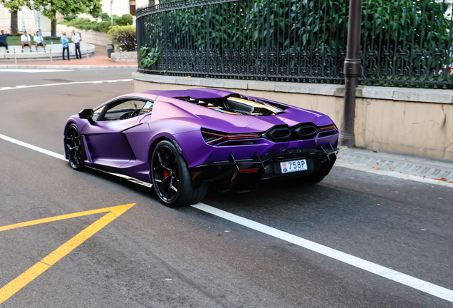 Lamborghini Revuelto