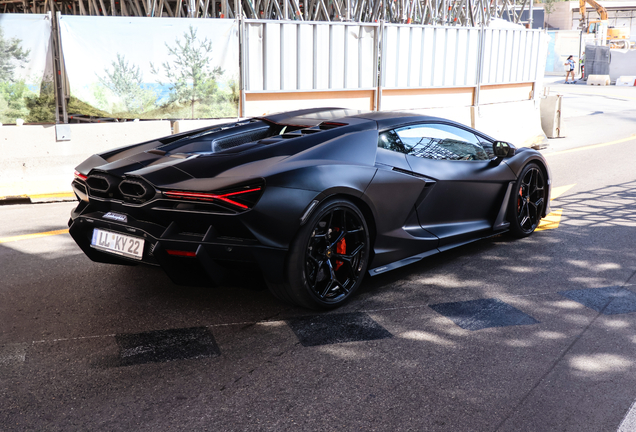 Lamborghini Revuelto