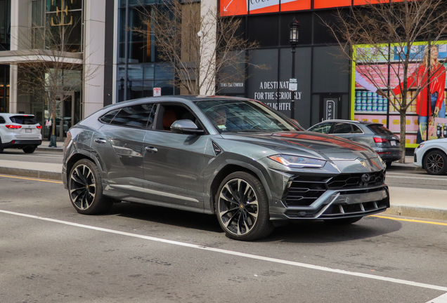 Lamborghini Urus