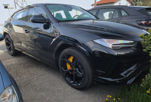 Lamborghini Urus S