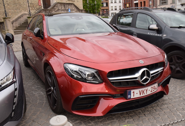 Mercedes-AMG E 63 S W213