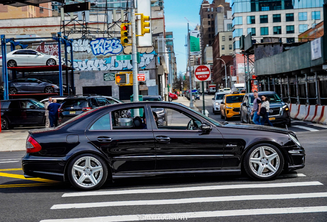 Mercedes-Benz E 63 AMG
