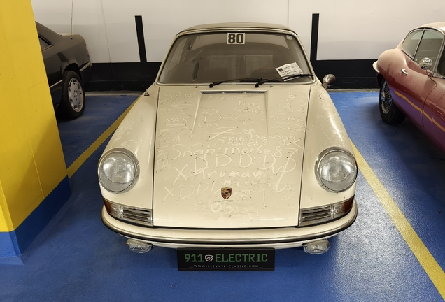 Porsche Porsche 1968 911 Targa SWB Electric