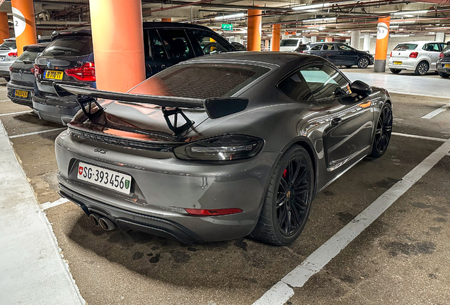 Porsche 718 Cayman GTS