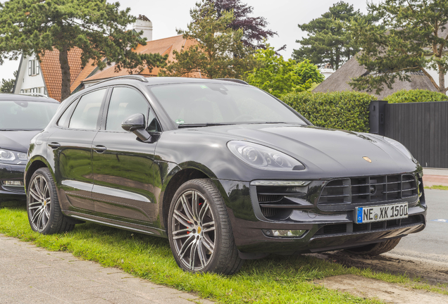 Porsche 95B Macan GTS