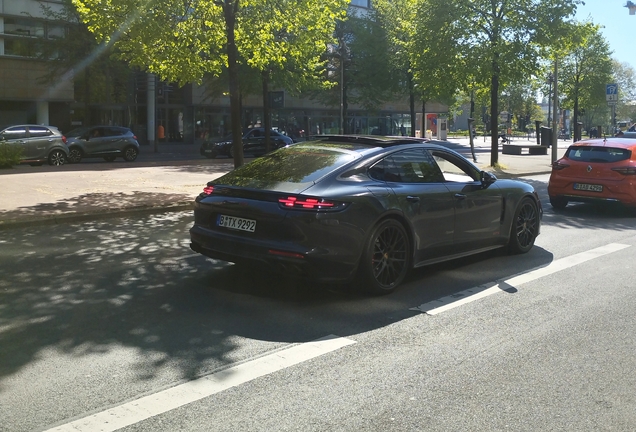 Porsche 971 Panamera GTS MkI