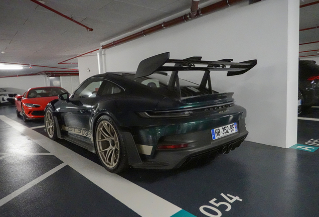 Porsche 992 GT3 RS Weissach Package
