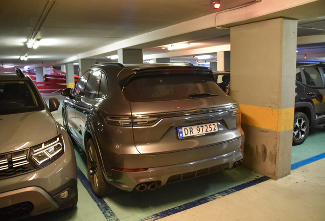 Porsche Cayenne Turbo S E-Hybrid
