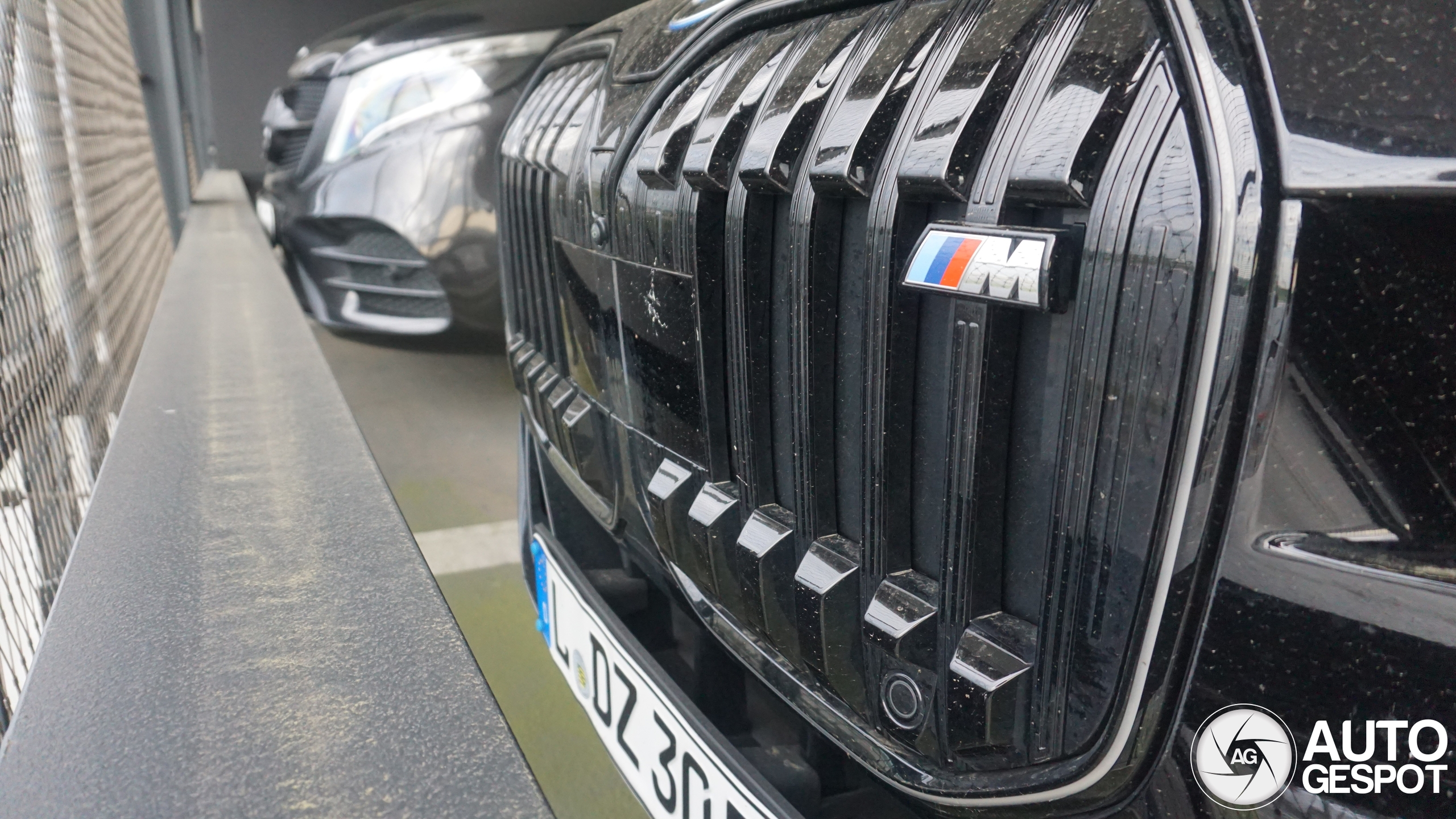 BMW M760e xDrive