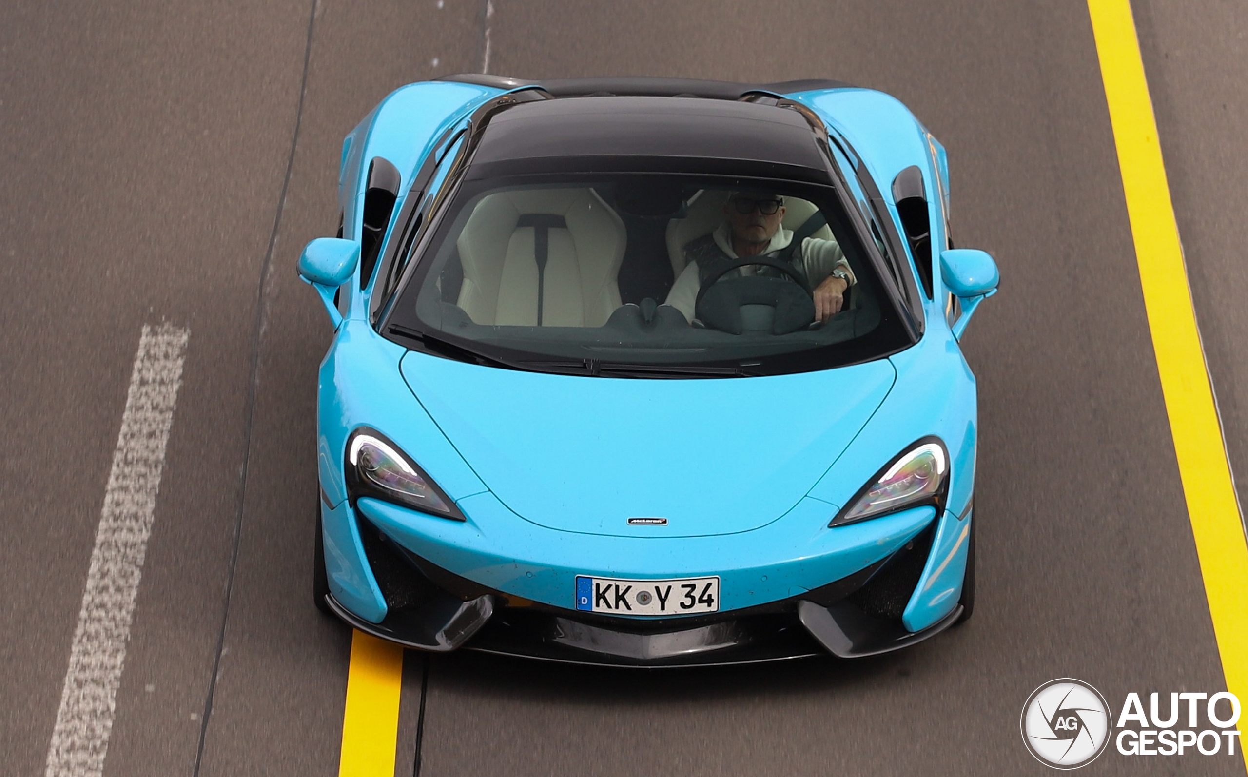 McLaren 570S
