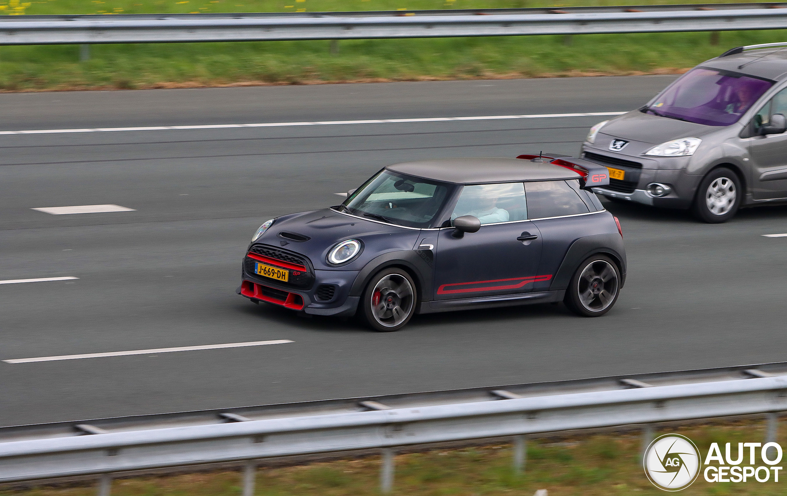 Mini F56 Cooper S John Cooper Works GP