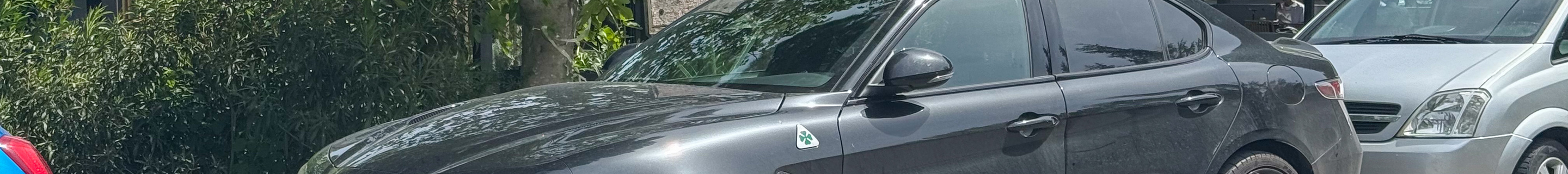 Alfa Romeo Giulia Quadrifoglio 2023