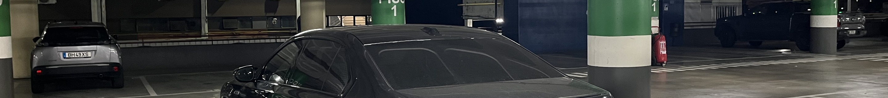 BMW M760e xDrive