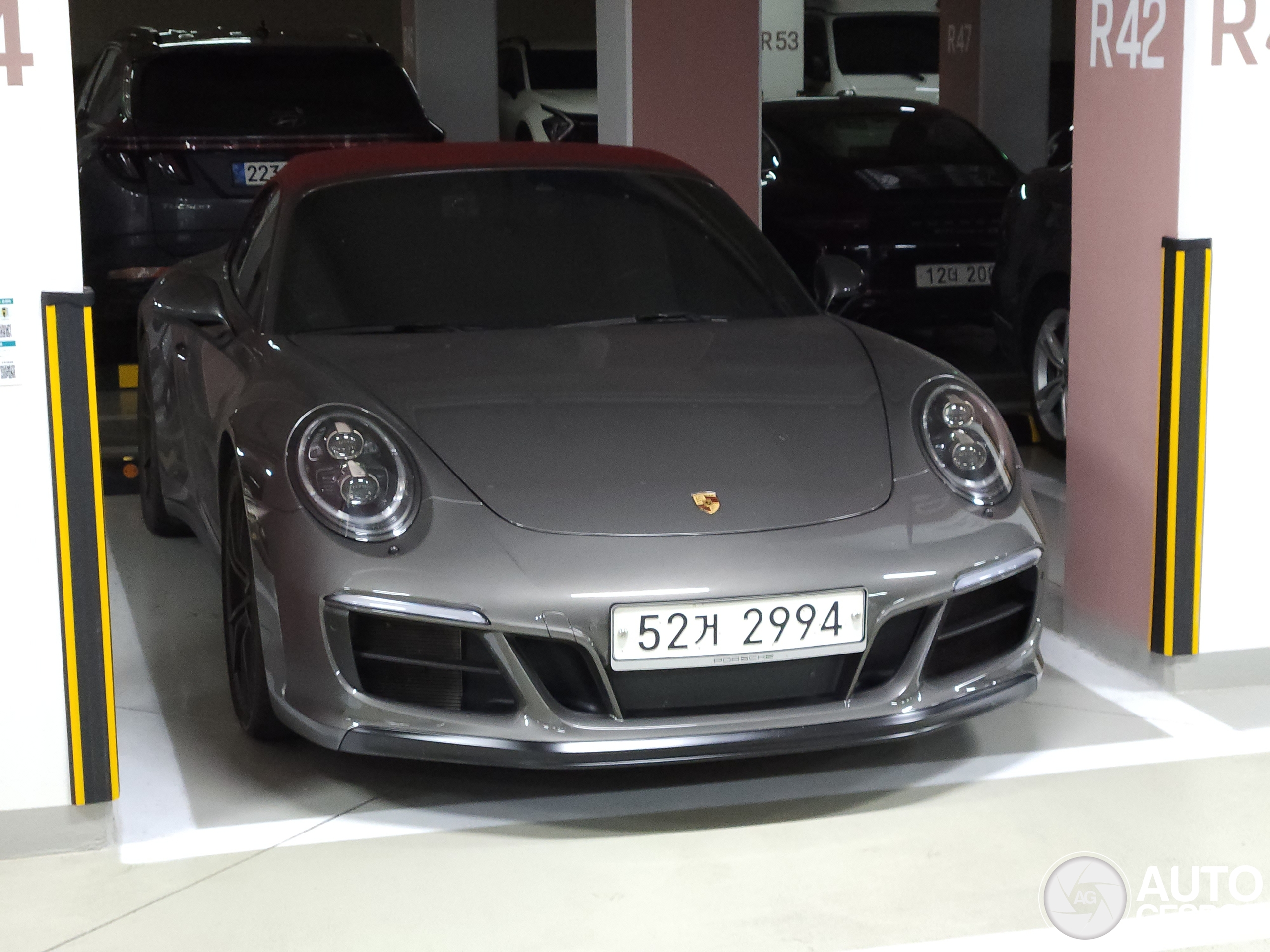 Porsche 991 Carrera 4 GTS Cabriolet MkII