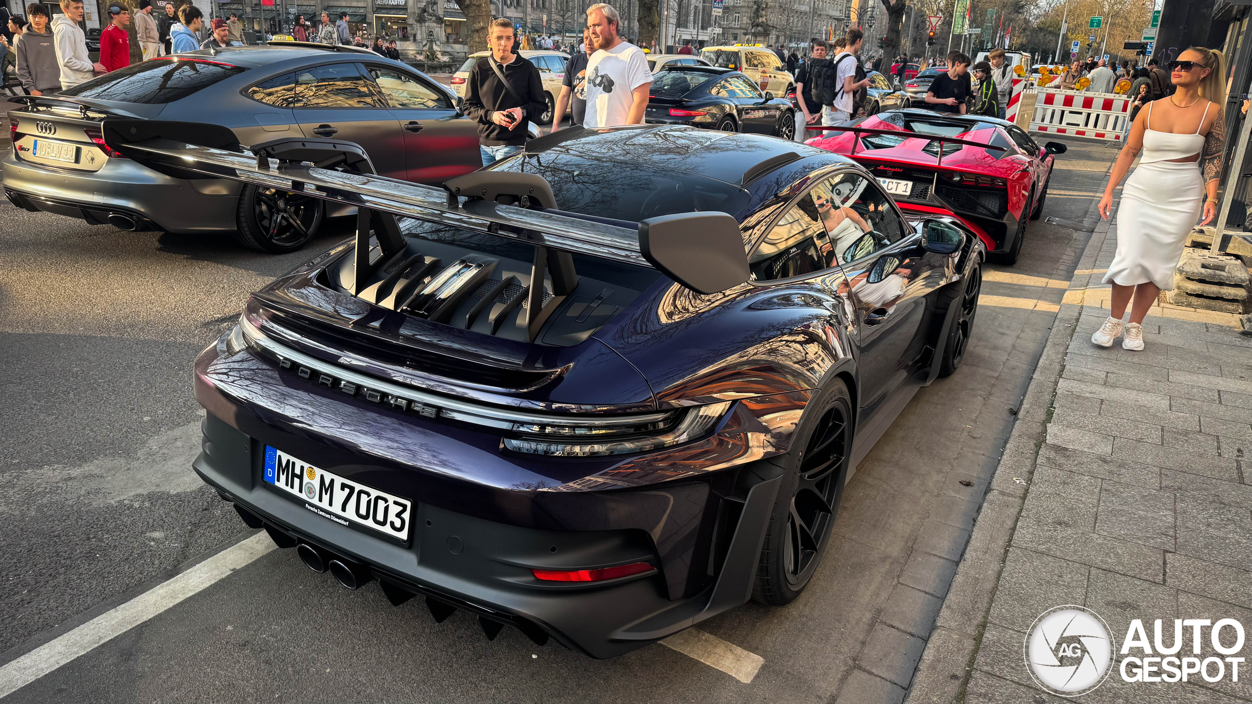 Porsche 992 GT3 RS Weissach Package