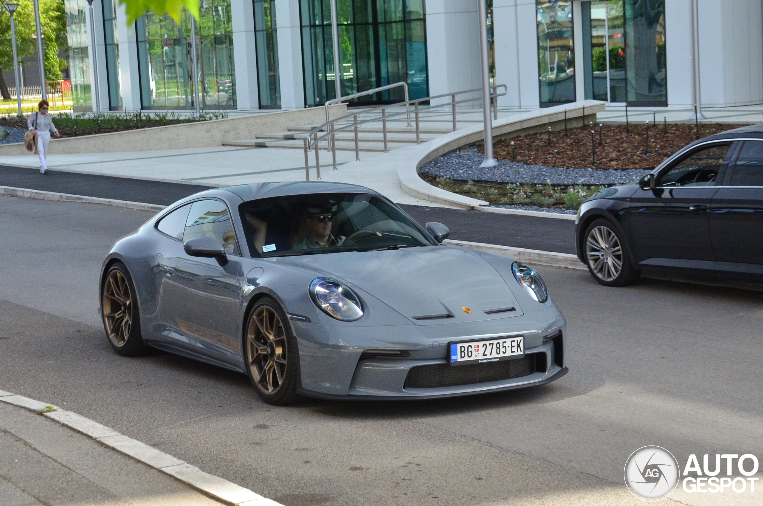 Porsche 992 GT3 Touring