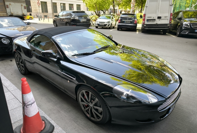 Aston Martin DB9 Volante