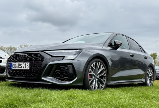 Audi RS3 Sedan 8Y