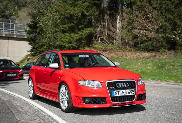 Audi RS4 Avant B7