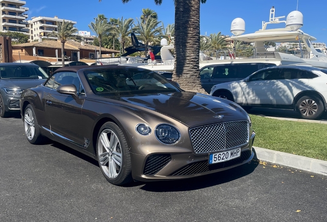 Bentley Continental GTC 2019