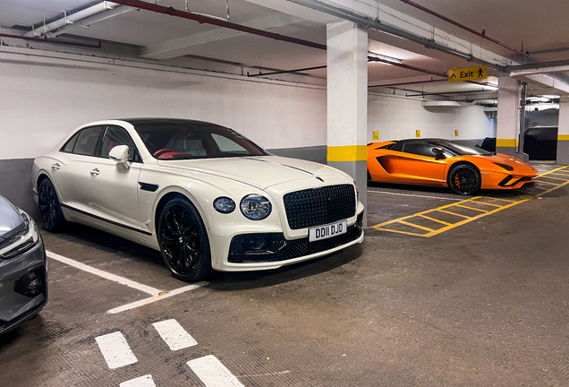 Bentley Flying Spur V8 2021