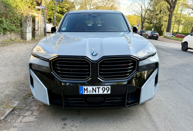 BMW XM G09