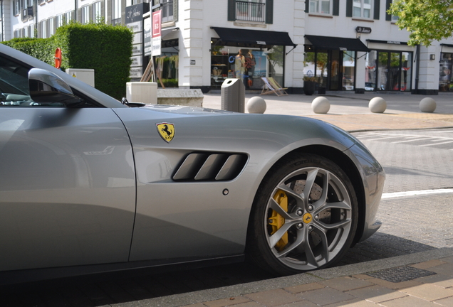 Ferrari GTC4Lusso