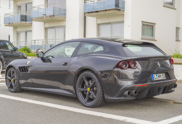 Ferrari GTC4Lusso