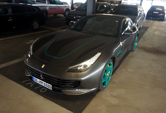 Ferrari GTC4Lusso