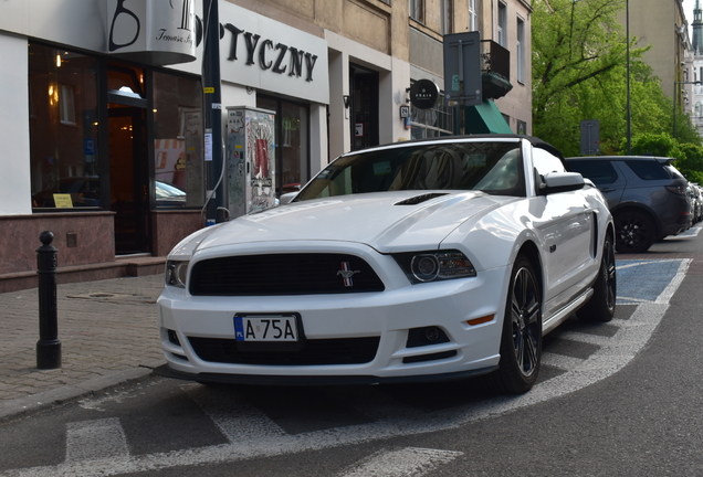 Ford Mustang GT California Special Convertible 2013