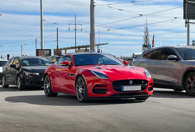 Jaguar F-TYPE R Coupé 2017