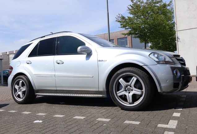 Mercedes-Benz ML 63 AMG W164