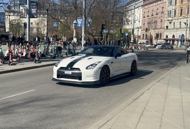 Nissan GT-R 2011