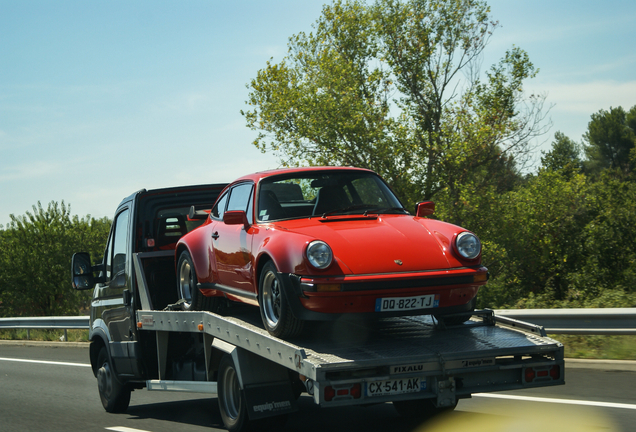 Porsche 930 Turbo