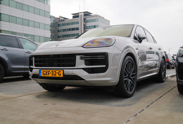 Porsche Cayenne Coupé Turbo E-Hybrid